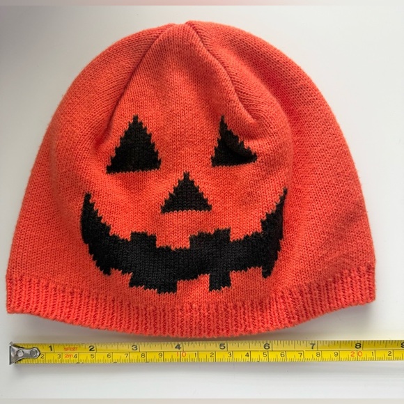 Kids Knitted Pumpkin Hat - Picture 3 of 8